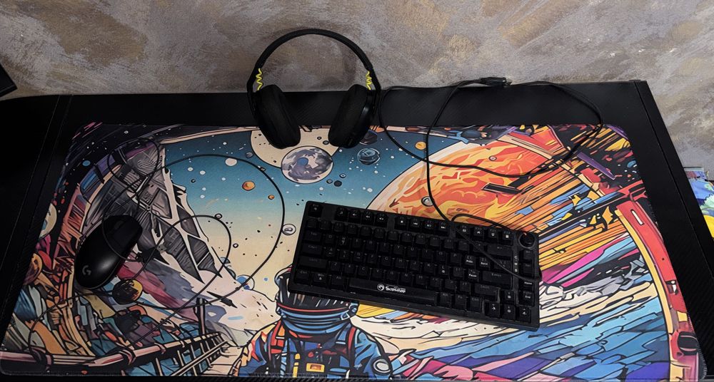 PC / Gaming complet – monitor + periferice + scaun