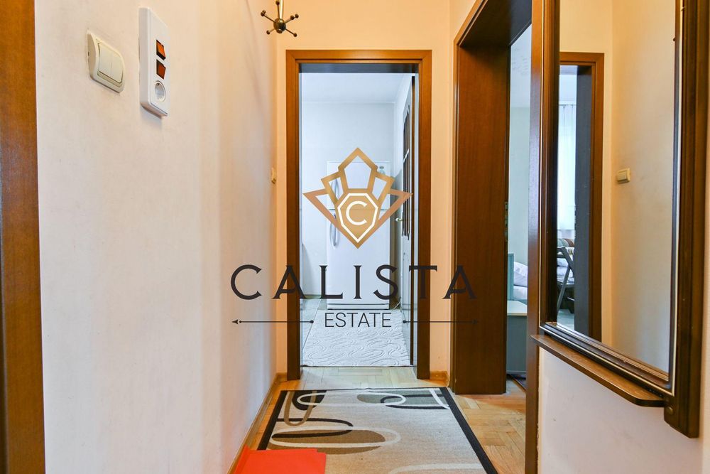 Дава се под наем Етаж от къща в София, Модерно предградие - 300 кв.м за 699 € - Снимка #11