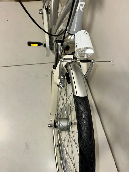 Велосипед дамски