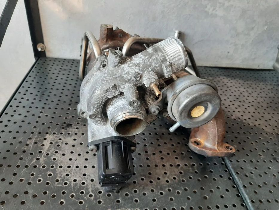 turbina defecta pentru piese 1.4 tfsi bmy vw jetta 3 golf 5 seat ibiza 4 03c145701k