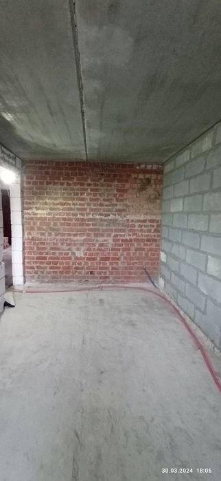 Продам 4-ёх комн. квартиру