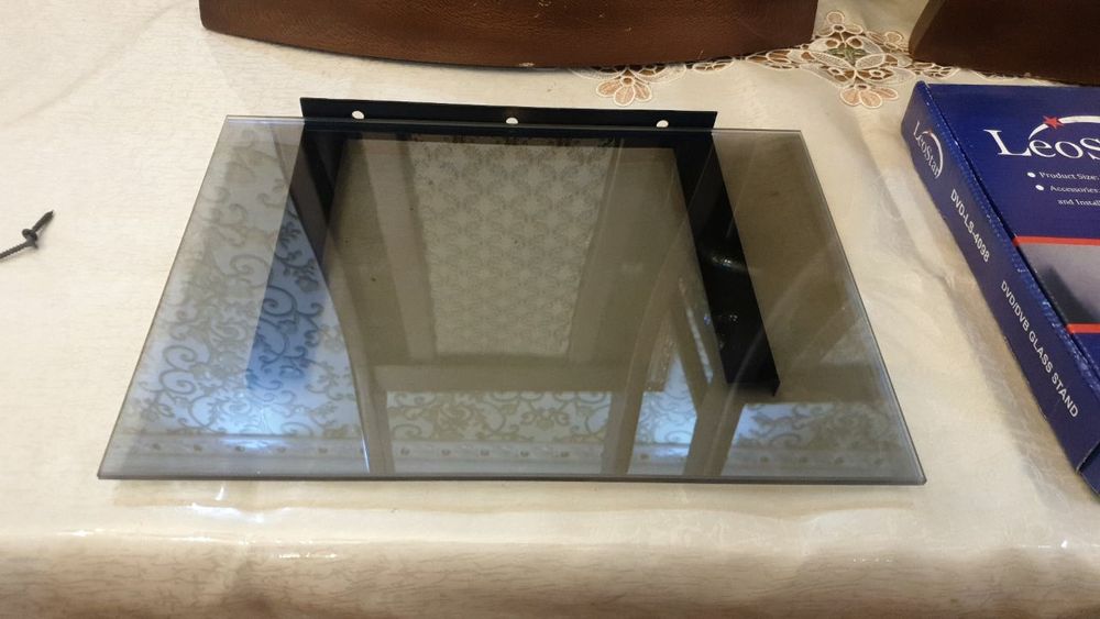 Стеклянный полка