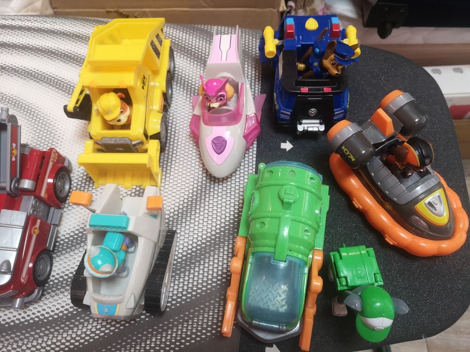 PAW  patrol Mighty Lookout Tower