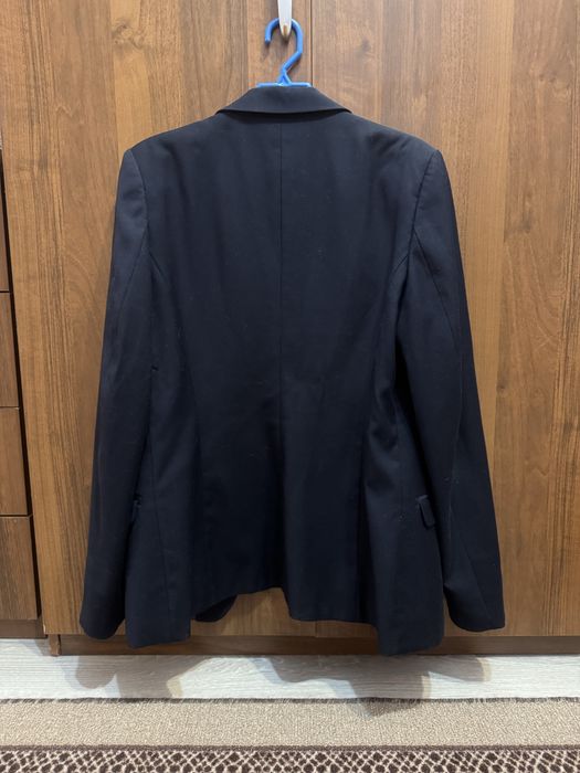 Продам школьный пиджак