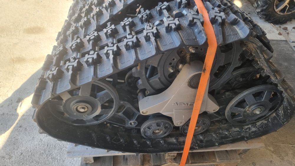 Продавам тракове за сняг за атв/утв