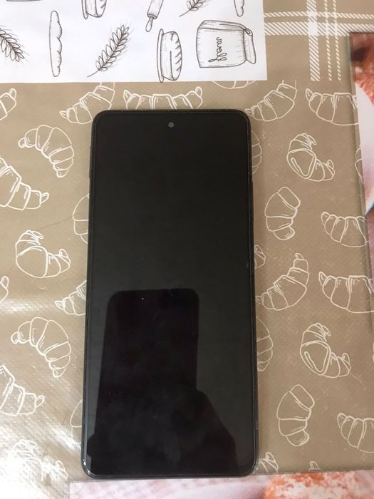 Oppo A3X телефон