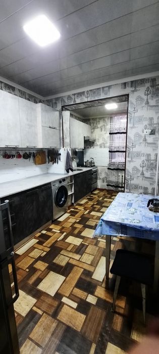 СРОЧНО  3 комнатная квартира продаётся