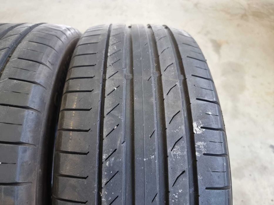 2 Anvelope de VARA 235.55.18 'Continental' ; stare buna