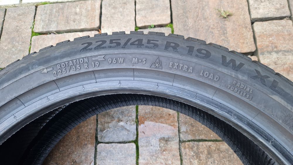 Anvelopa allseason 225 45 R 19 Continental