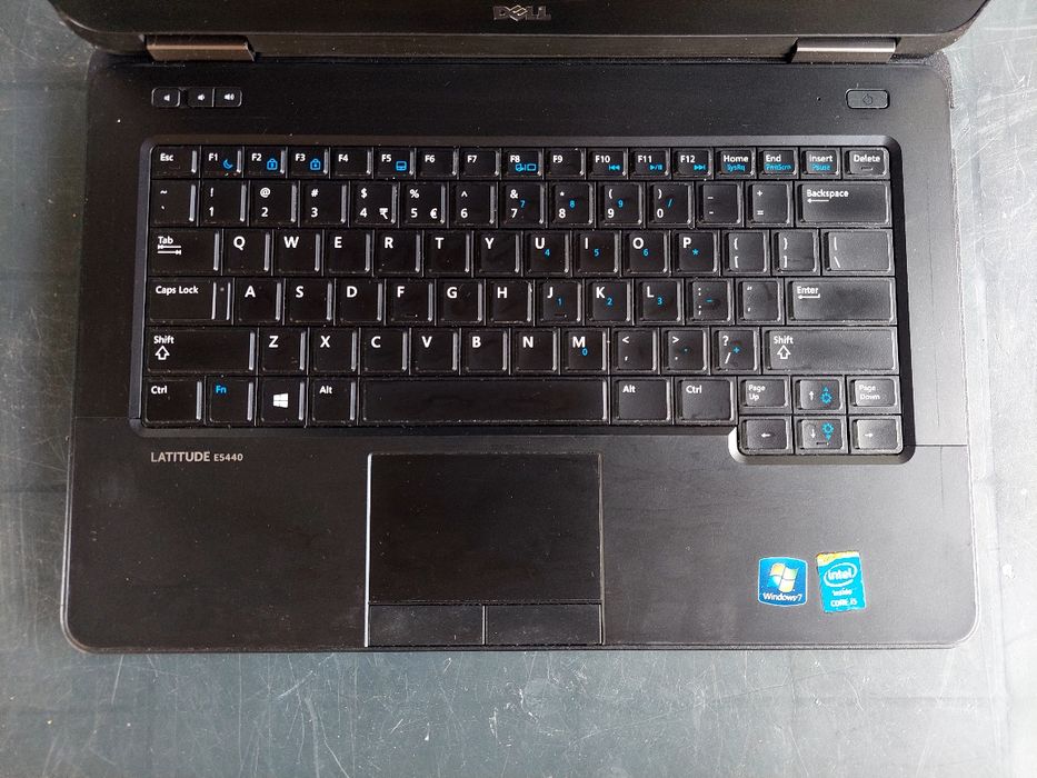 Laptop Dell Latitude i5