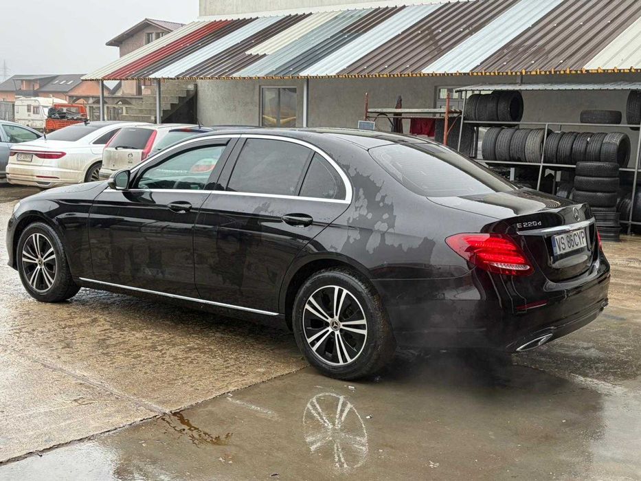 Mercedes E class panoramic