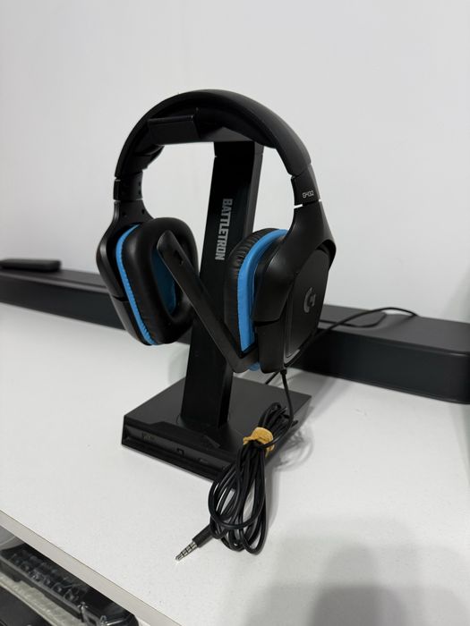 Casti Logitech gaming