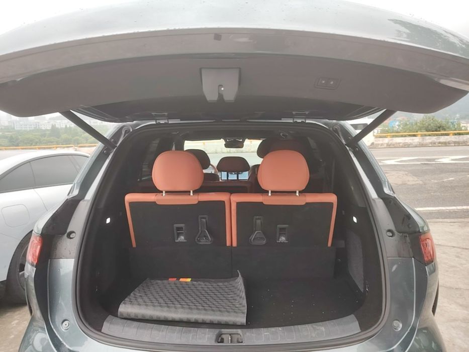 BYD Tang L, 670km Flagship