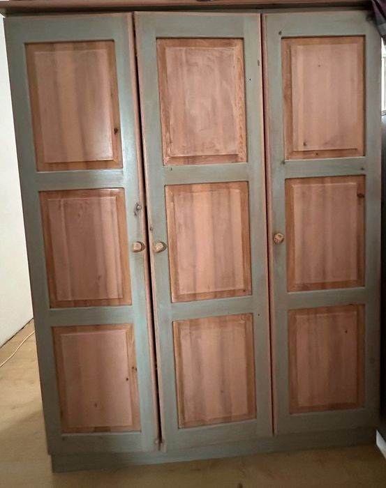 Мебели за детска стая от дърво!