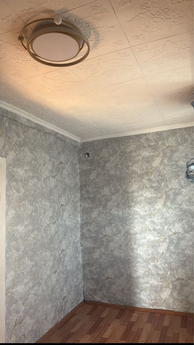 Продам квартиру срочно 2 этаж