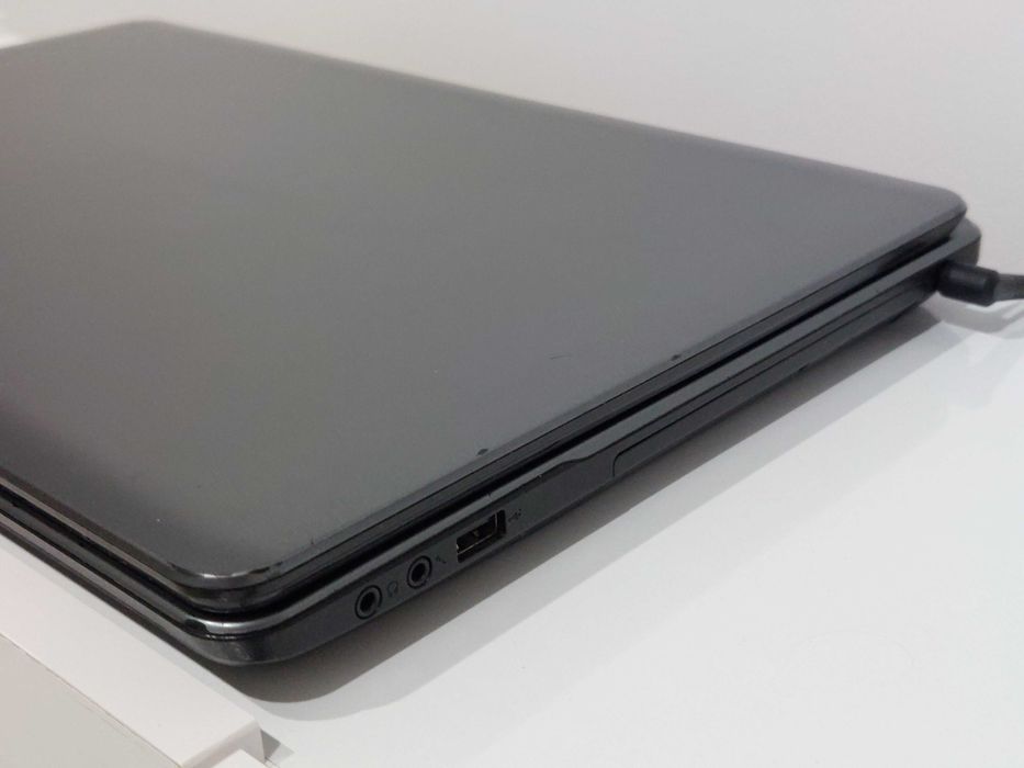 4GB RAM i3-3110m 17.3" лаптоп Acer Aspire E1-771G 240GB SSD | Nvidia