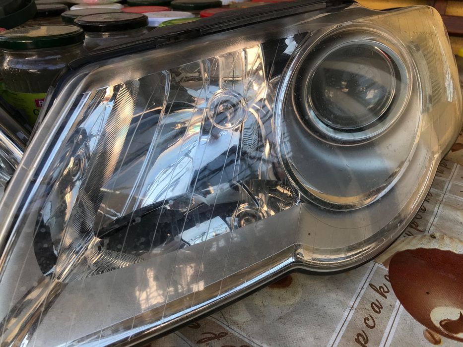 Faruri Volkswagen Passat B6 fabricatie 2006-2010