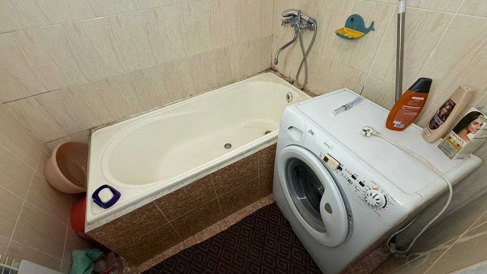 Медиапарк Шахар хокимяти  2 қаватда 3хонали квартира сотилади.ID: 1619