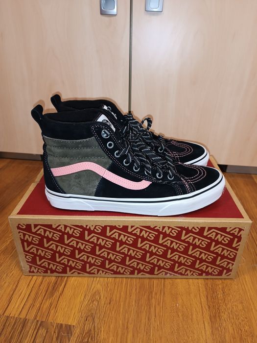 Унисекс обувки Vans