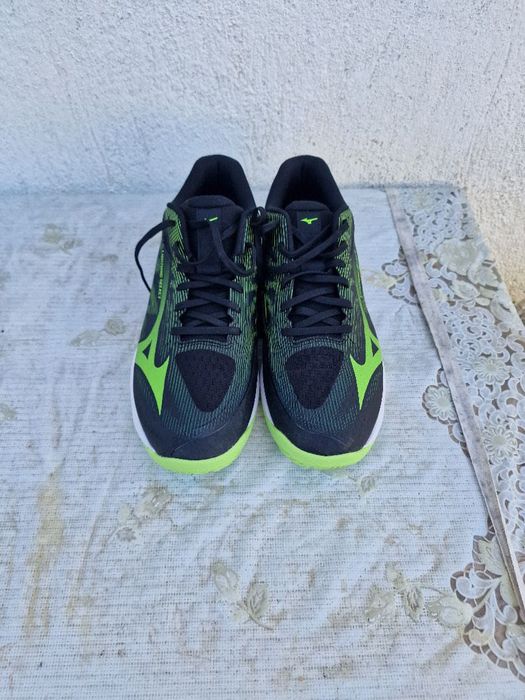 Обувки Mizuno 43 номер