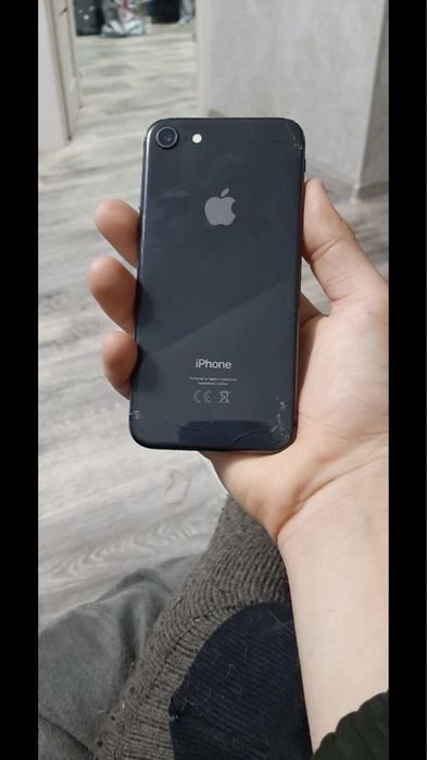 Обменяю айфон8