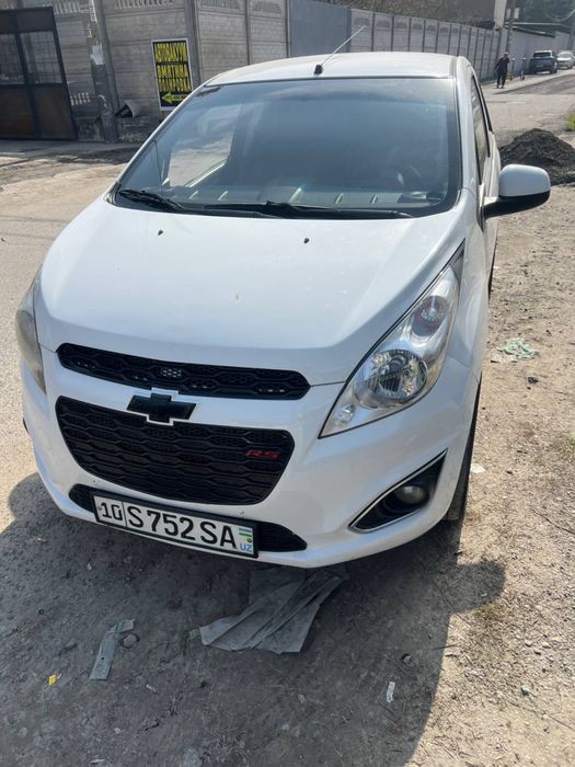 Сдаётся в аренду с выкупом Спарк 2016 г.в. В хорошем состоянии