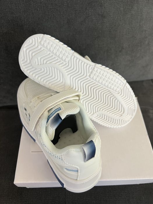 Детски обувки.