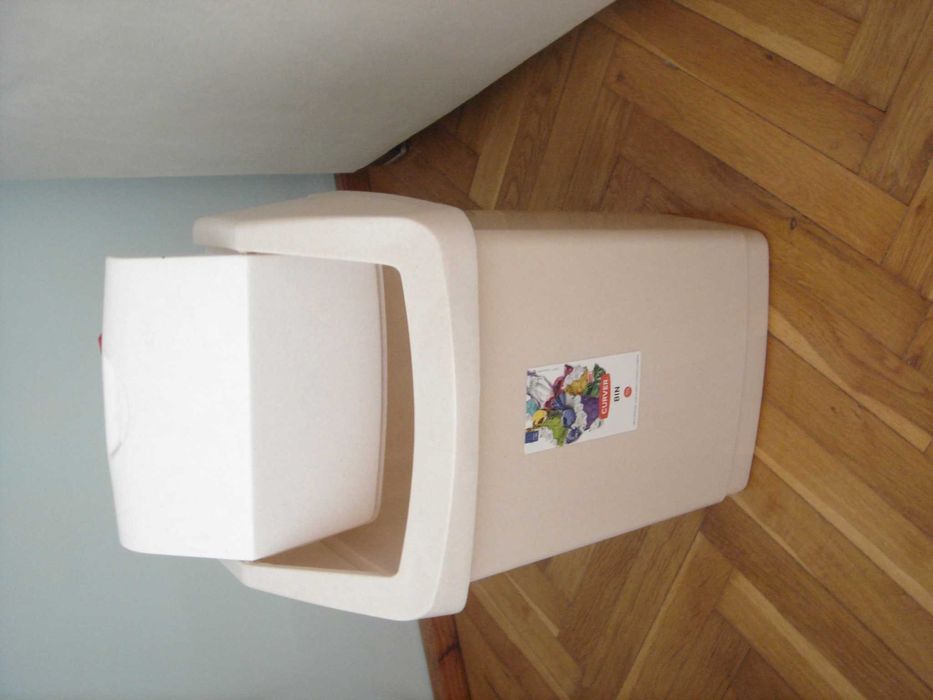 Продавам кошче за отпадъци