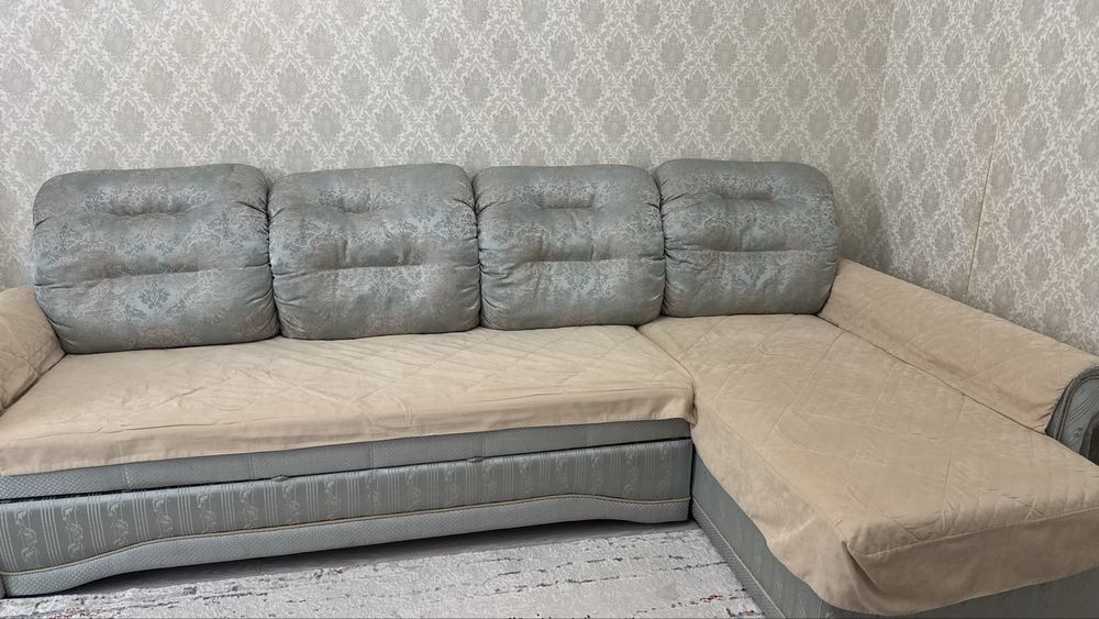 Продам угловой диван