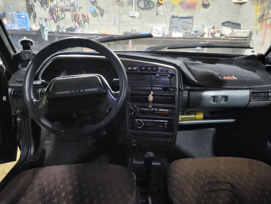 Ваз  лада 2115 в