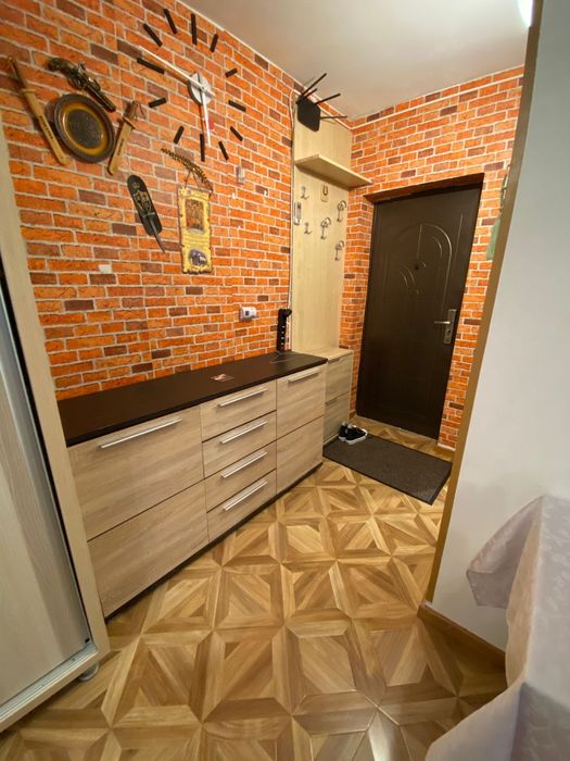 Închiriez garsonieră în Chiajna,loc de  parcare +6min  stația stb