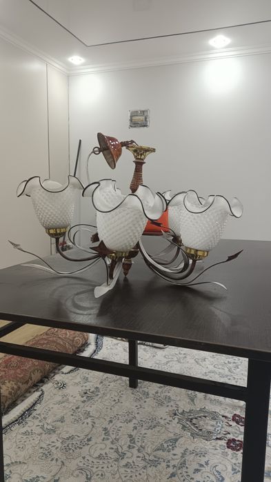 Люстра, светильник