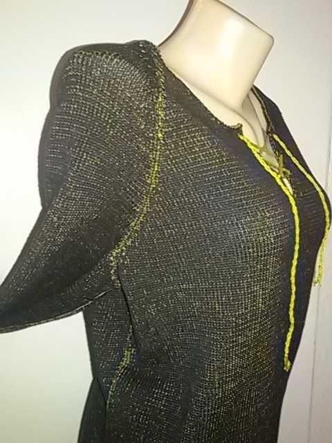 Тукув  машинками сотилади.Продается вязальная машинка