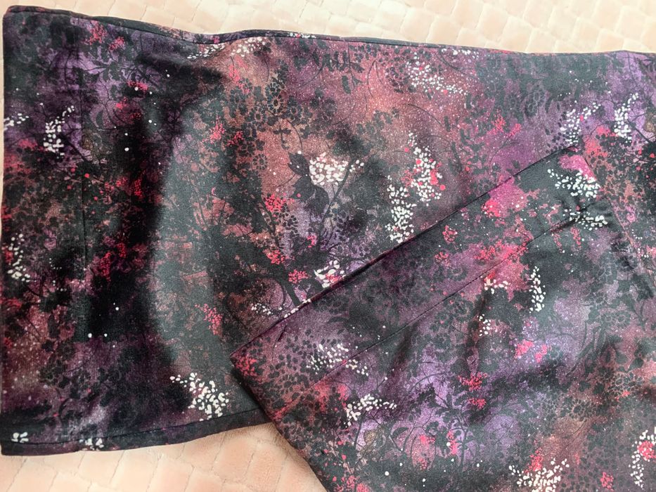 Scotch &Soda пролетен костюм в класическото лилаво кадифе