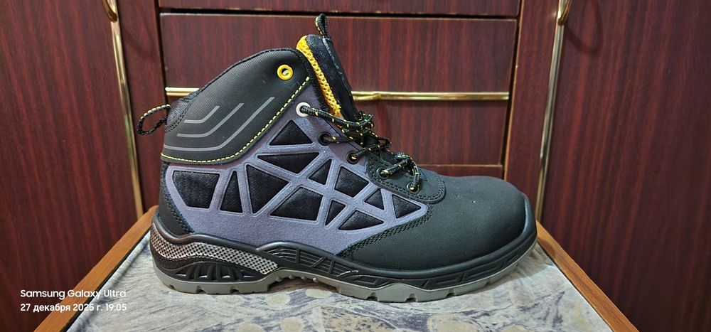 Ботинки зимние 41 размер