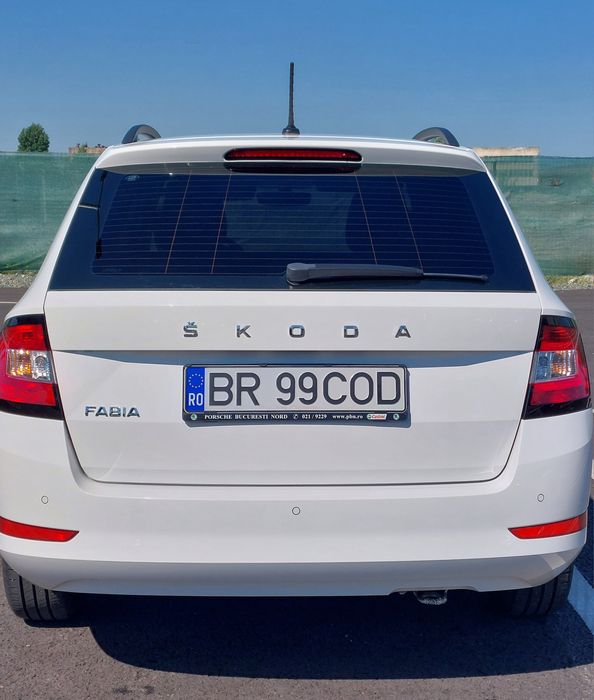 SKODA Fabia 2022 — imagine 3