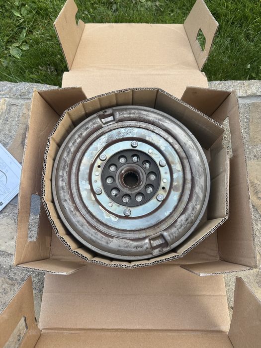 Демпфер Ауди Q5