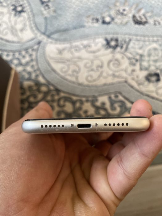 Iphone 11 без царапин,полностью оригинальная