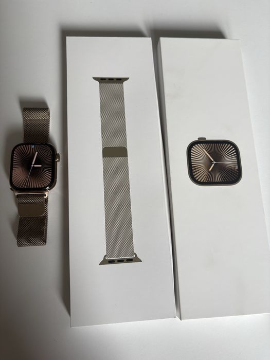 Apple Watch Series 10 Gold Titanium 42 mm – Milanese Loop originală
