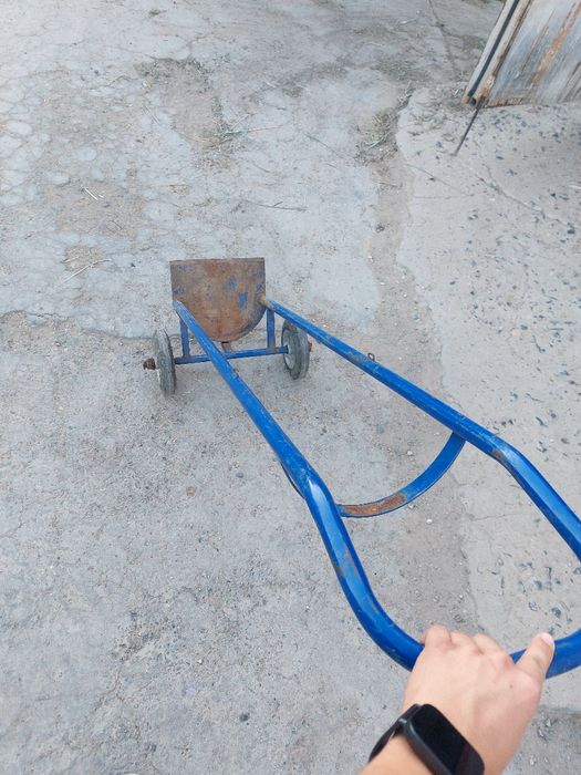 Продам телешка  газового баллона.