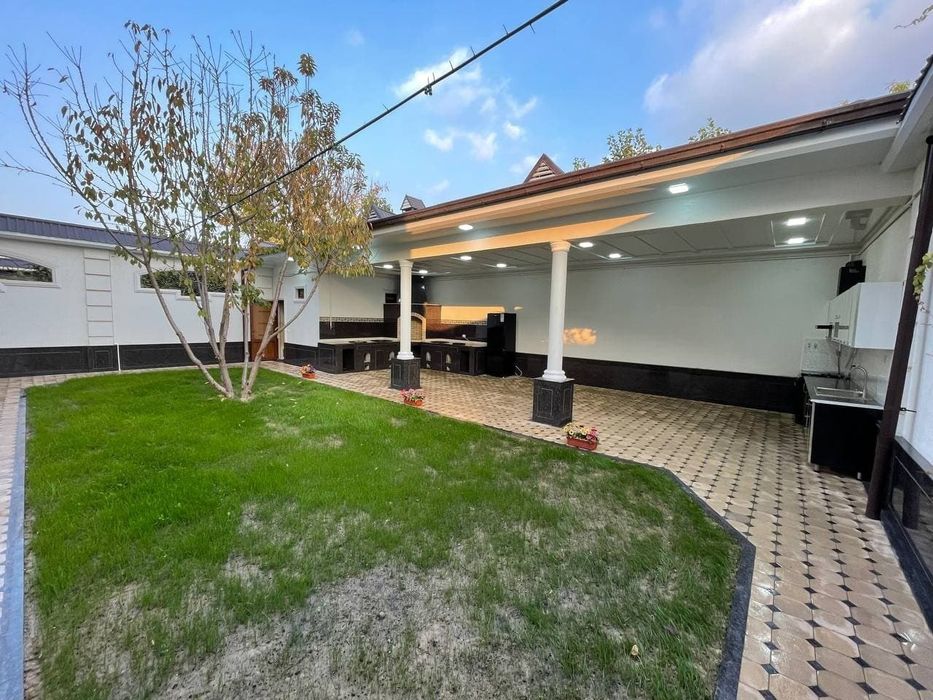 Сдаётся большой шикарный дом под офис или  под гостиницы