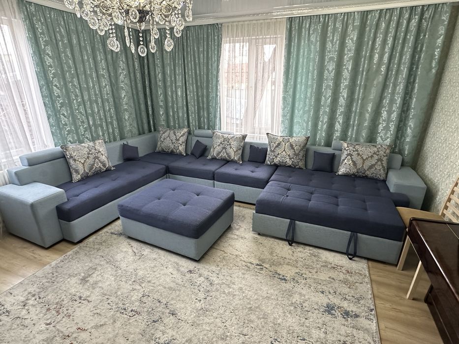 Срочно продам большой раскладной диван