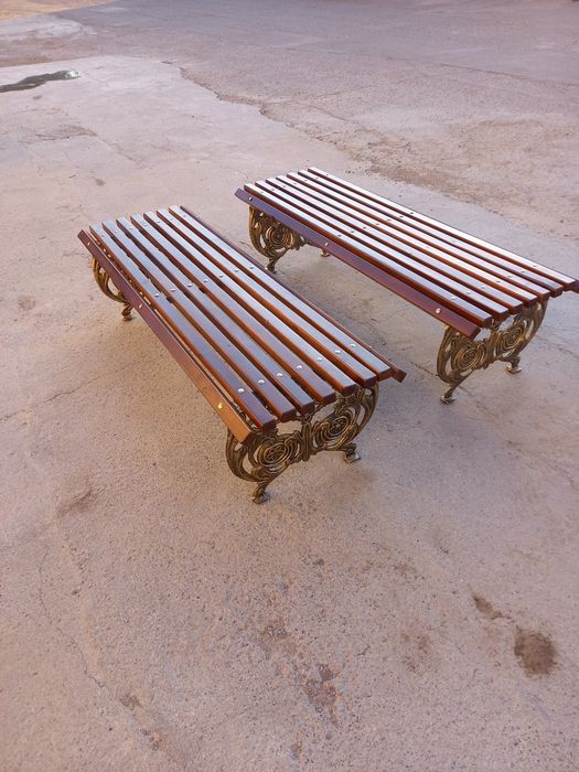 Чугунные скамейки