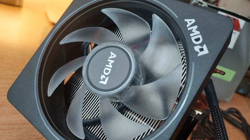 Cooler AMD Wraith Prism RGB