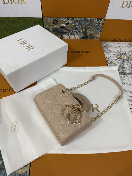 Дизайнерска дамска чантичка New Season