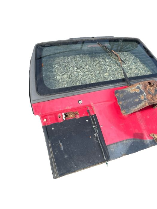 Haion Portbagaj Mitsubishi Pajero 1997 2 Usi Cu Defecte V3_W, V2_W, V4