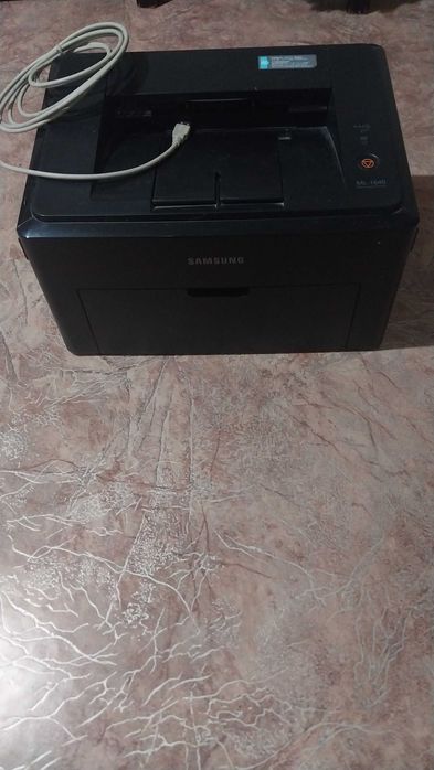 Компьютер б/у;принтер лазерный черно-белый