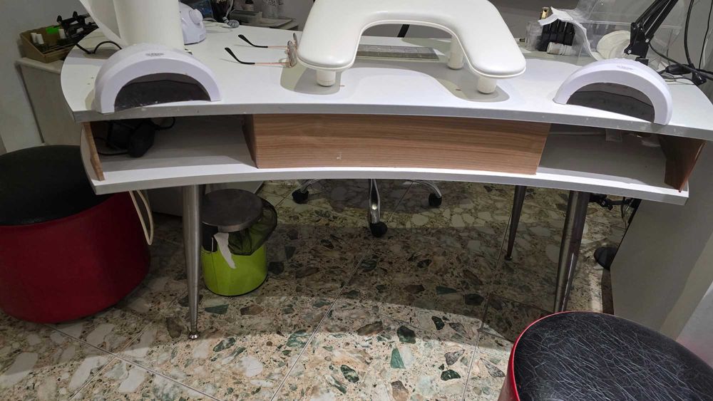 4 бр. Бюра използвани