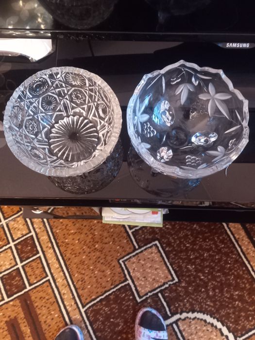 Продаем вазочки.