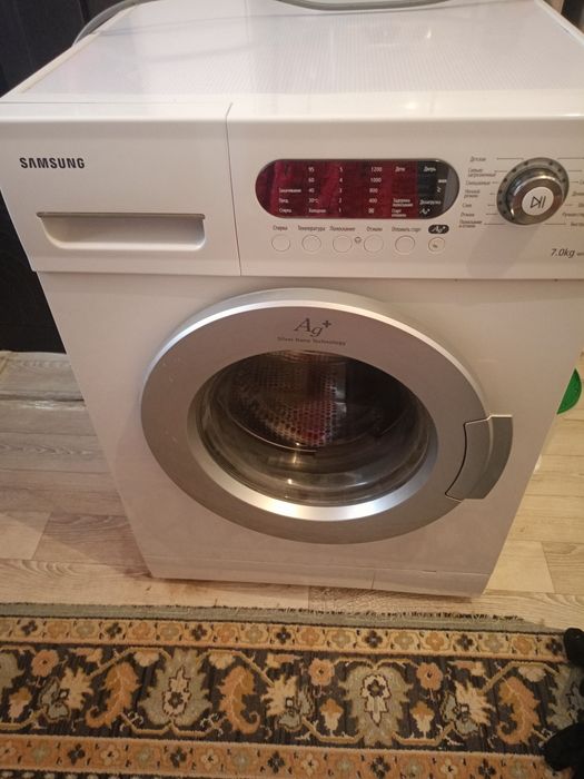 Машинка стиральная Samsung б/у